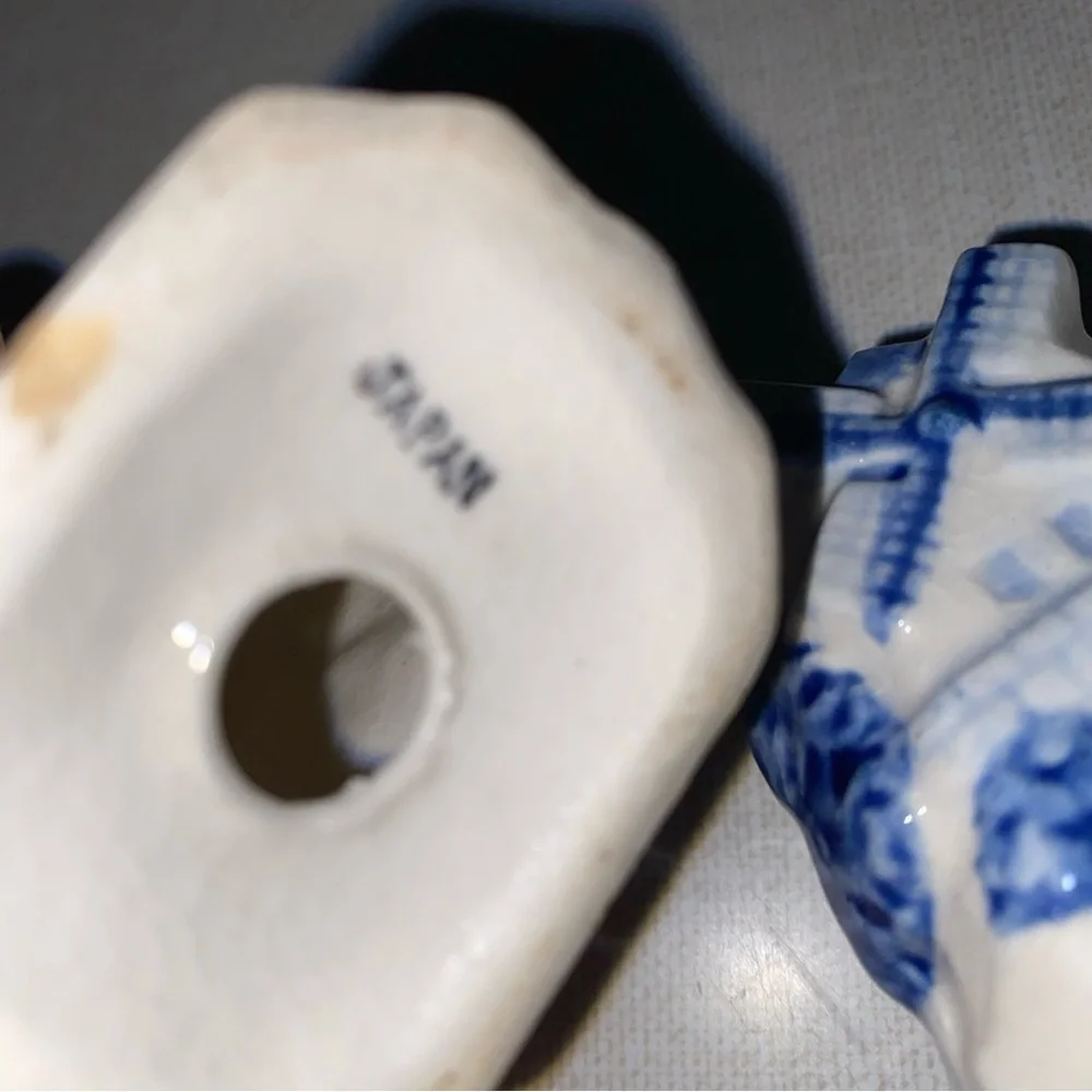 Vintage Windmill Salt And‎ Pepper Shakers Japan White with Blue